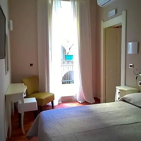 Casa D'alleri Oda ve Kahvaltı Siraküza