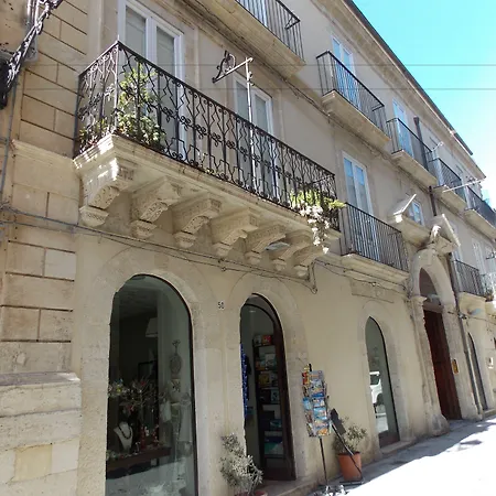 Oda ve Kahvaltı Casa D'alleri Siraküza
